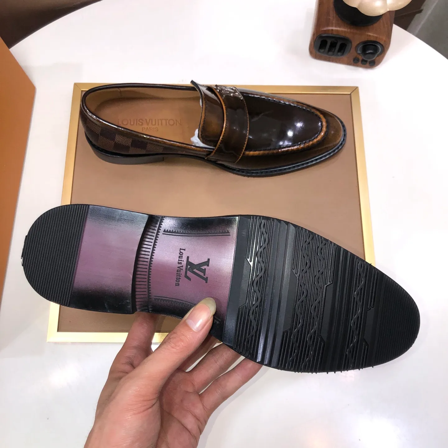 Men's shoes💰460💰【LOUIS VUITTON】(sheepskin lining) new cowhide LV formal shoes🎩🎩❗️🆘made one to one at the counter🎩original quality, imported cowhide upper➕full sheepskin lining➕original rubber outsole, {high quality visible}👣Size: 38-45 (45 custom-made)
